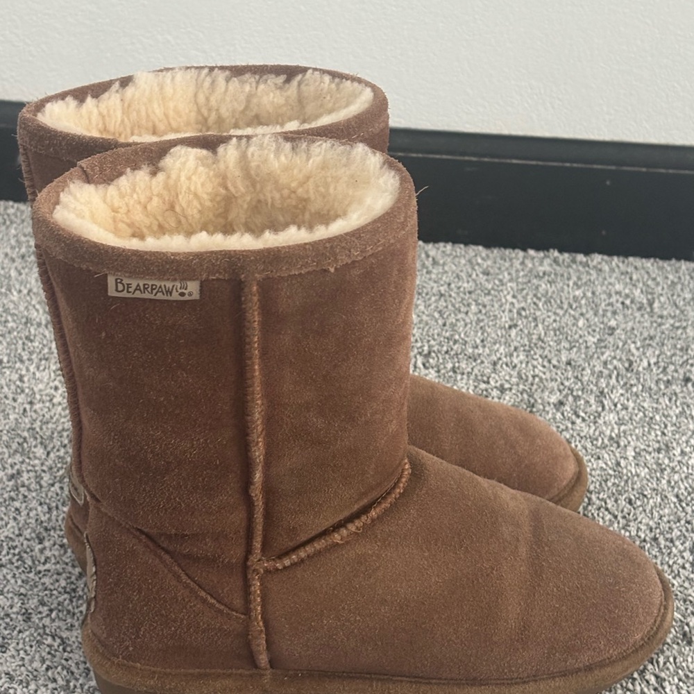 BearPaw Cream Plush Lined Footwear